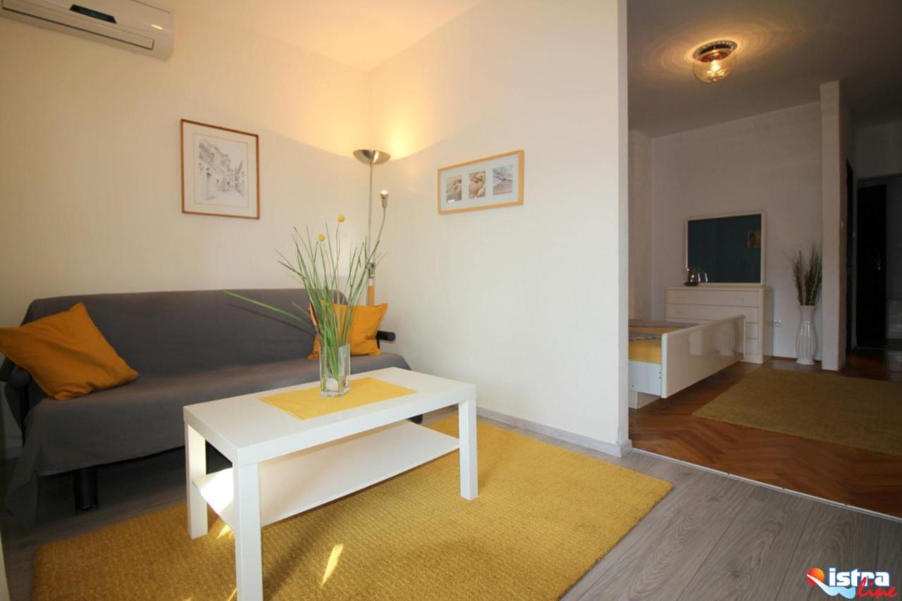 Dr. Igda Apartments Пореч Екстер'єр фото